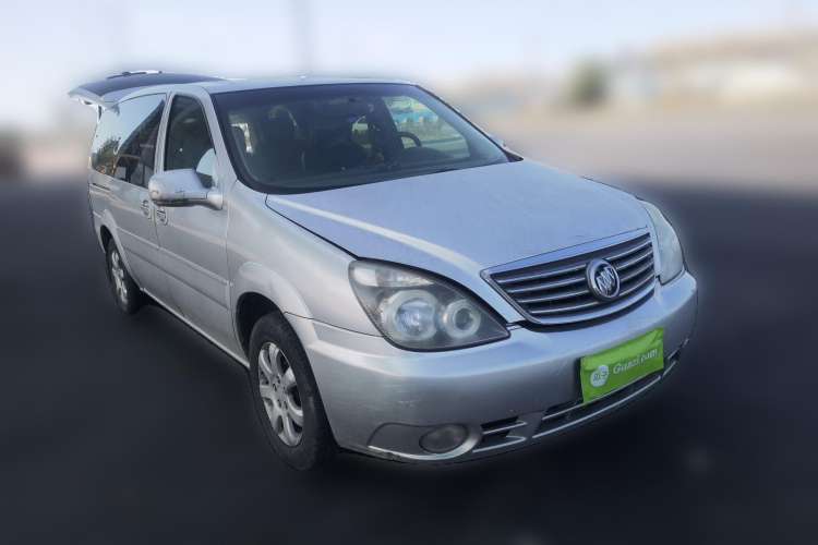 Used Buick GL8 2006 Lu Zun 3.0L LT Luxury Edition Front Right 45 Deg