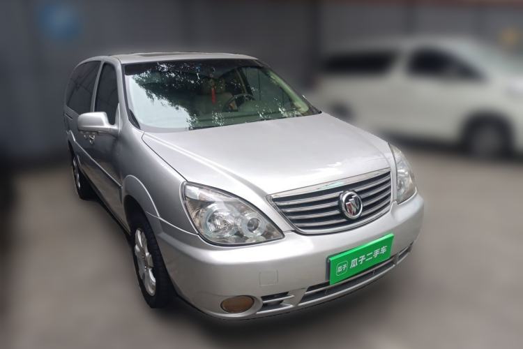 Used Buick GL8 2006 Lu Zun 3.0L GT Elite Edition Front Right 45 Deg