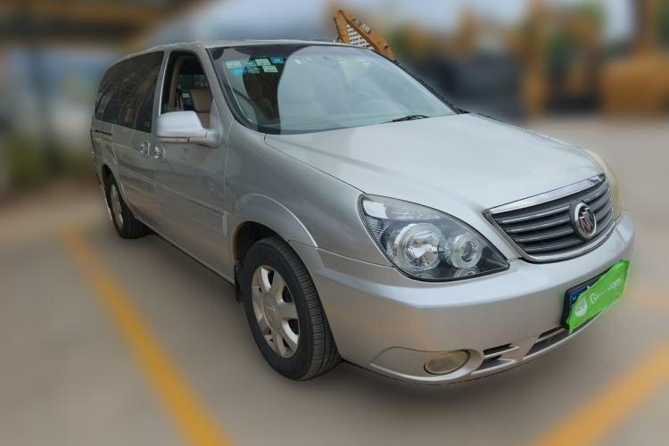 Used Buick GL8 2006 Lu Zun 3.0L XT Navigation Edition Front Right 45 Deg
