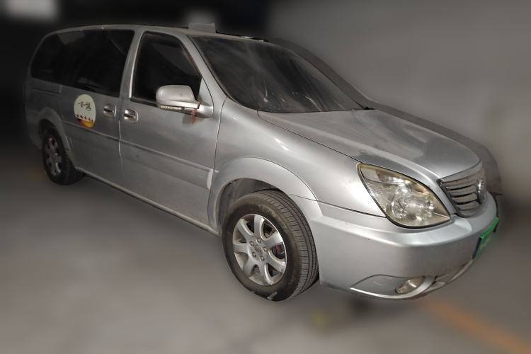 Used Buick GL8 2006 Lu Zun 3.0L LT Luxury Edition Front Right 45 Deg