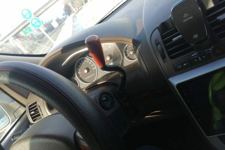 Used Buick GL8 2006 Lu Zun 3.0L GT Elite Edition Gear Lever