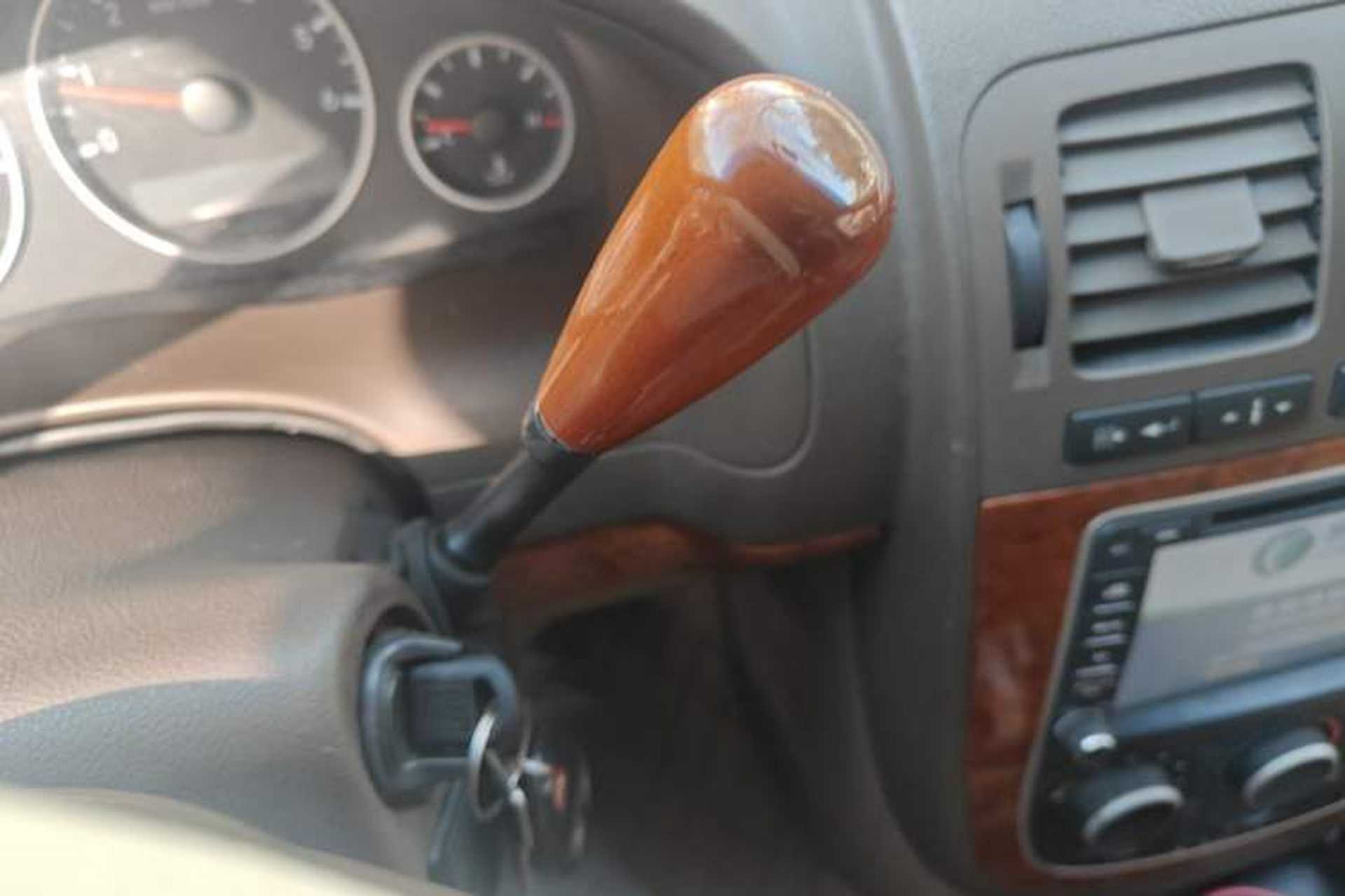 Used Buick GL8 2006 Lu Zun 3.0L CT Comfort Edition Gear Lever