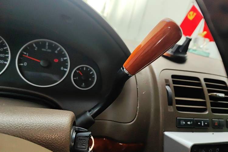 Used Buick GL8 2006 Lu Zun 3.0L LT Luxury Edition Gear Lever