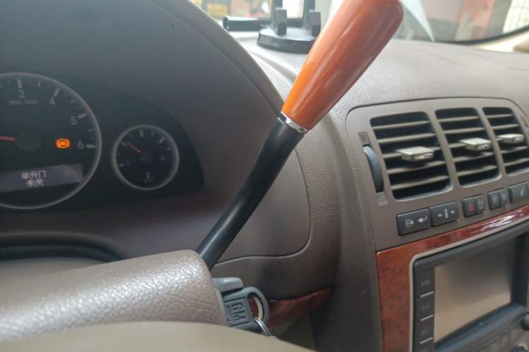 Used Buick GL8 2006 Lu Zun 3.0L GT Elite Edition Gear Lever