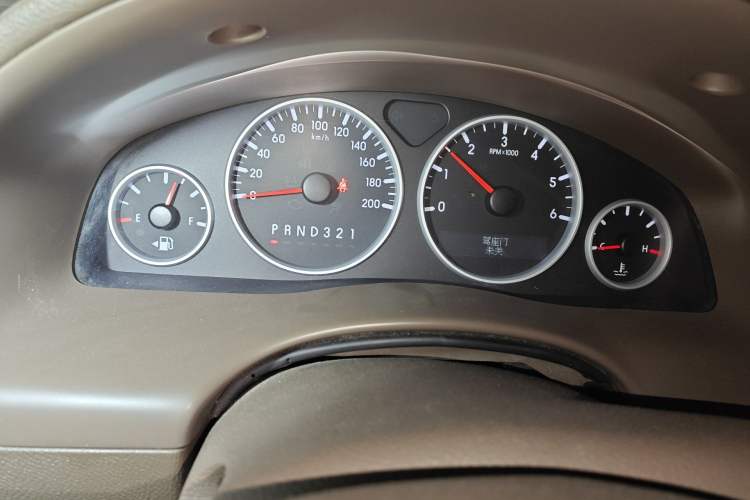Used Buick GL8 2006 Lu Zun 3.0L LT Luxury Edition Instrument Cluster