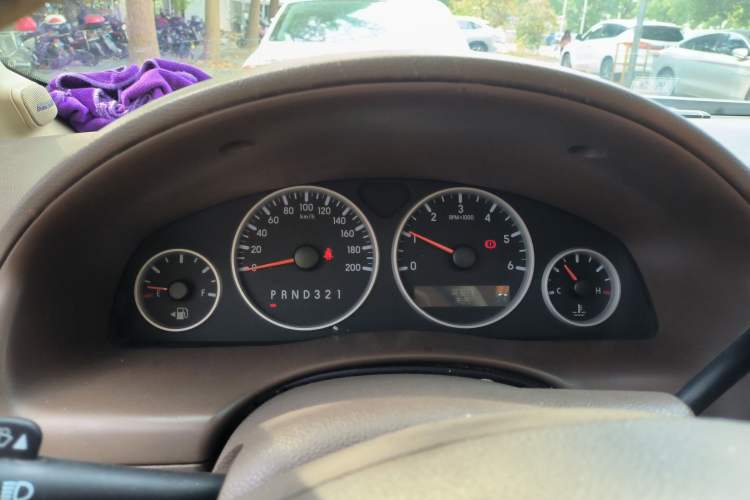 Used Buick GL8 2006 Lu Zun 3.0L XT Navigation Edition Instrument Cluster