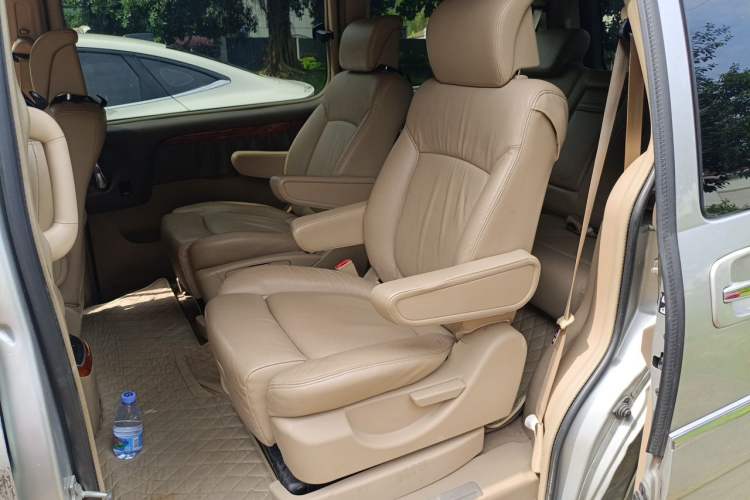 Used Buick GL8 2006 Lu Zun 3.0L GT Elite Edition Left Rear Seat