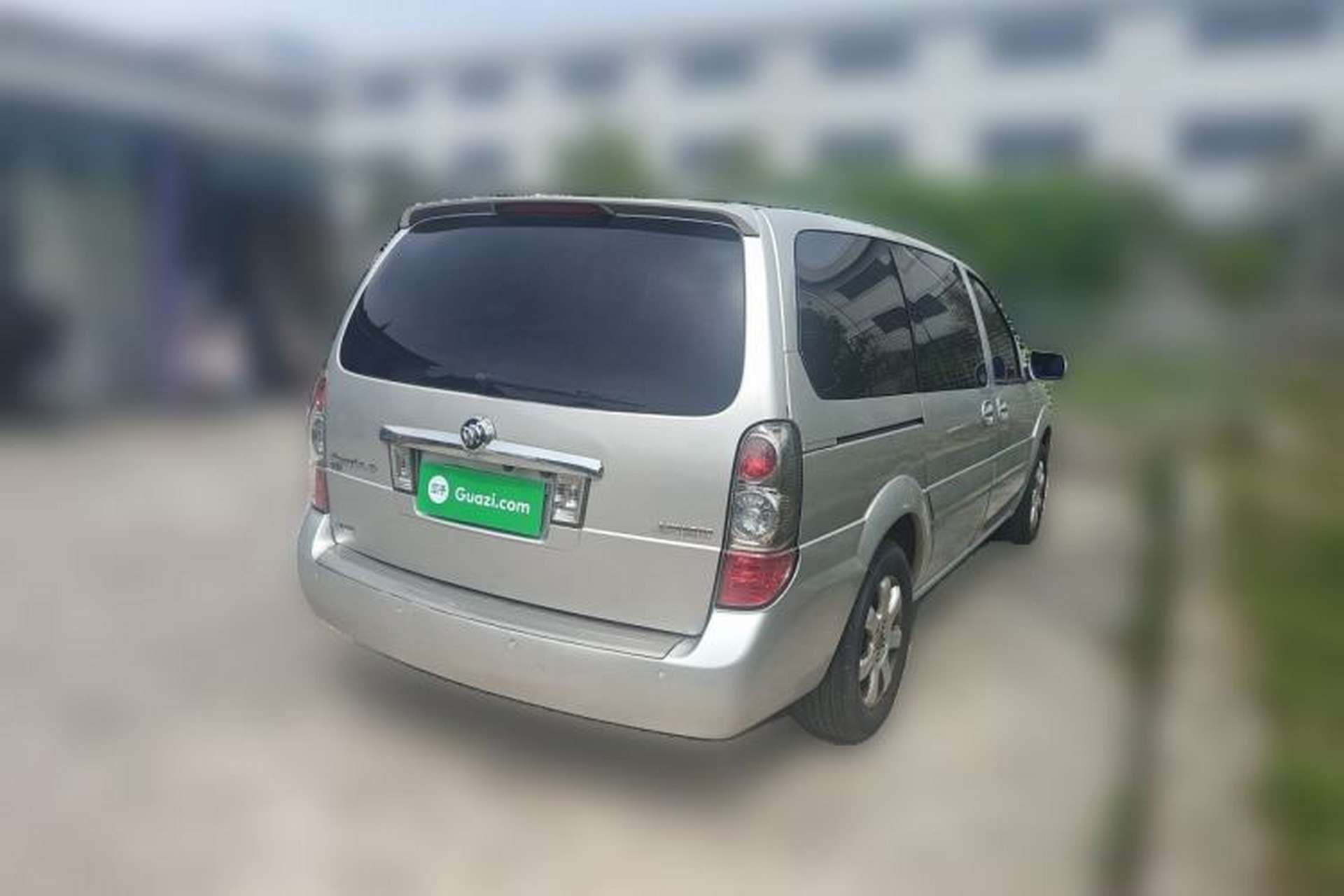 Used Buick GL8 2006 Lu Zun 3.0L GT Elite Edition Rear Right 45 Deg