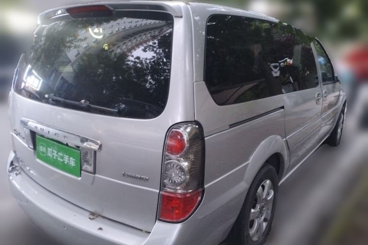 Used Buick GL8 2006 Lu Zun 3.0L GT Elite Edition Rear Right 45 Deg