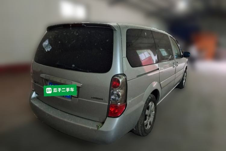 Used Buick GL8 2006 Lu Zun 3.0L LT Luxury Edition Rear Right 45 Deg