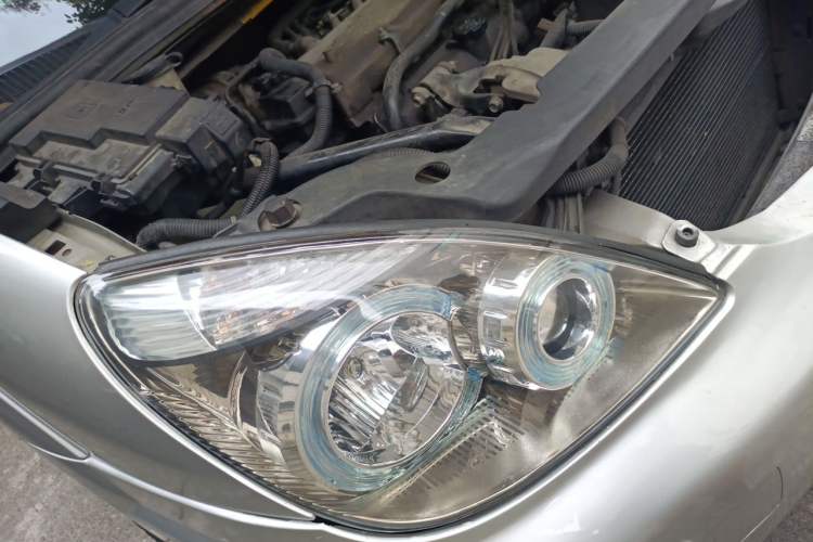 Used Buick GL8 2006 Lu Zun 3.0L GT Elite Edition Right Front Headlight