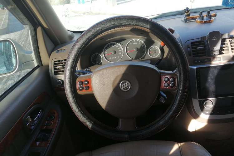 Used Buick GL8 2006 Lu Zun 3.0L GT Elite Edition Steering Wheel