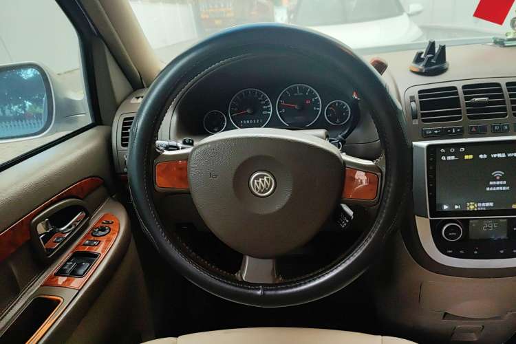 Used Buick GL8 2006 Lu Zun 3.0L LT Luxury Edition Steering Wheel