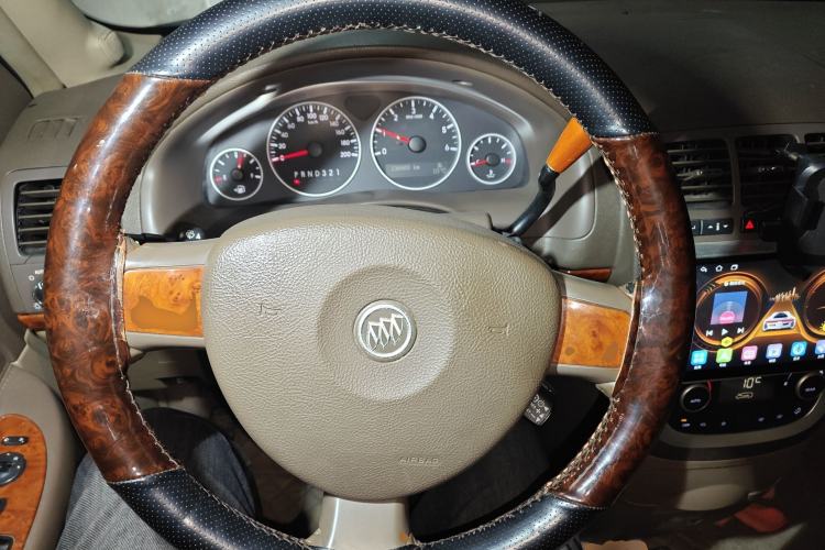 Used Buick GL8 2006 Lu Zun 3.0L LT Luxury Edition Steering Wheel