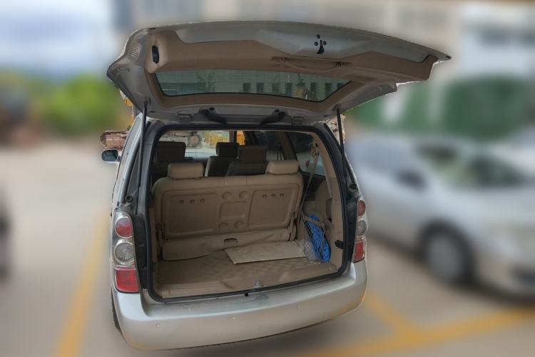 Used Buick GL8 2006 Lu Zun 3.0L XT Navigation Edition Trunk