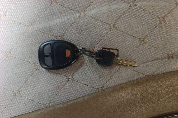 Used Buick GL8 2006 Lu Zun 3.0L CT Comfort Edition Vehicle Key