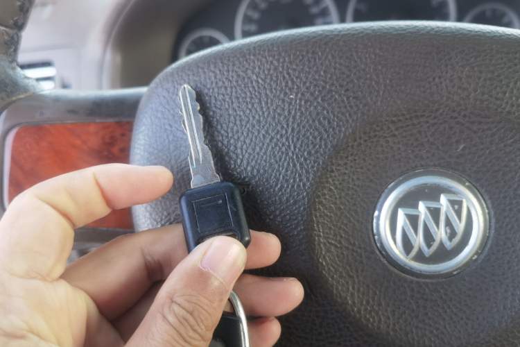 Used Buick GL8 2006 Lu Zun 3.0L LT Luxury Edition Vehicle Key