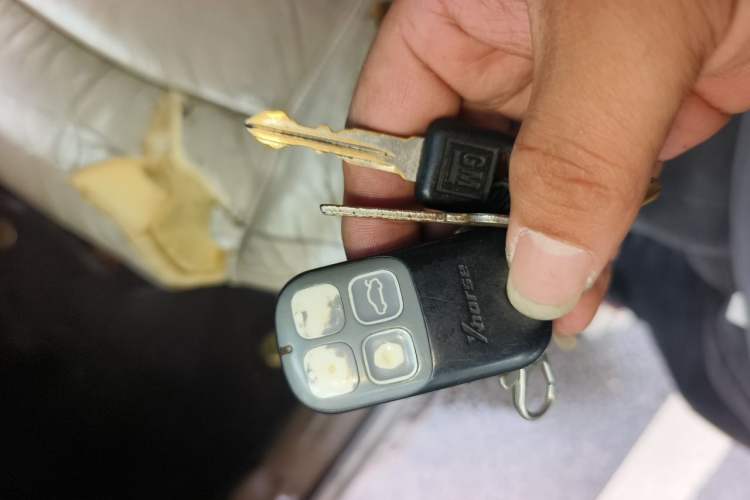 Used Buick GL8 2006 Lu Zun 3.0L LT Luxury Edition Vehicle Key