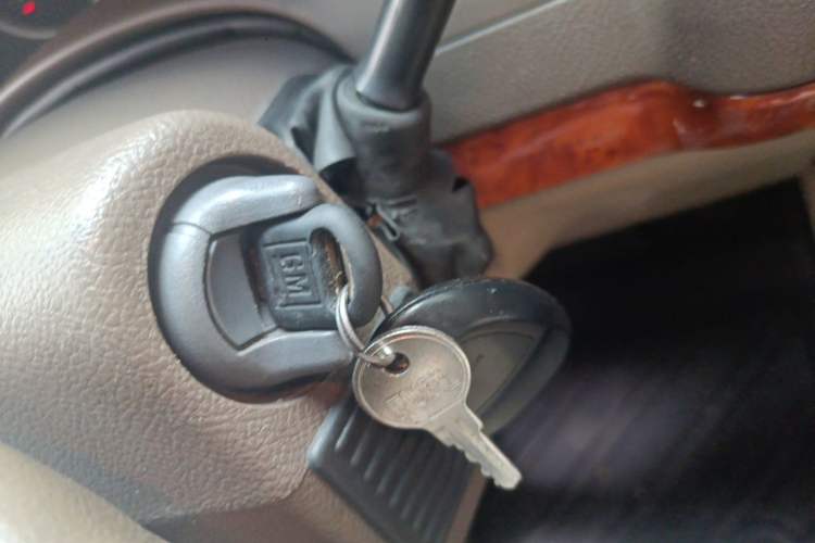 Used Buick GL8 2006 Lu Zun 3.0L GT Elite Edition Vehicle Key