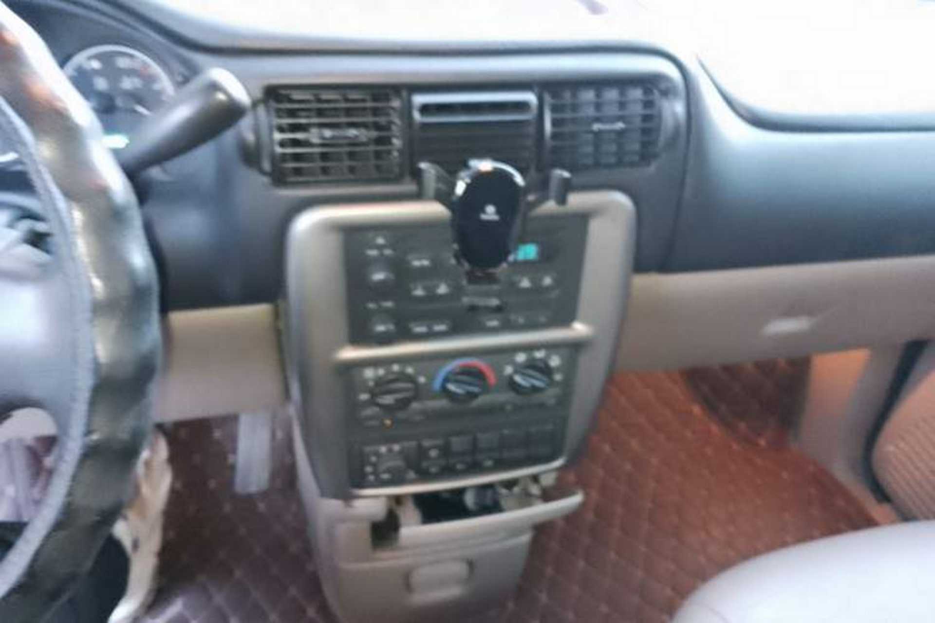 Used Buick GL8 2007 2.5L GT Elite Edition Audio And AC Panel