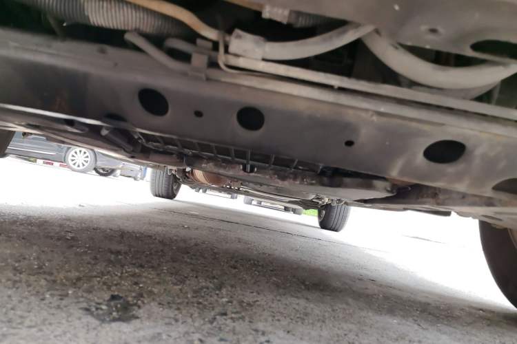 Used Buick GL8 2007 2.5L GT Elite Edition Chassis Front