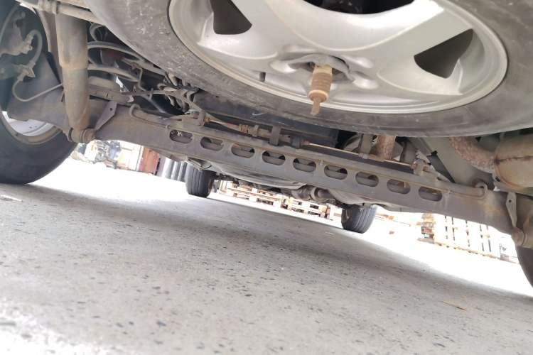 Used Buick GL8 2007 2.5L GT Elite Edition Chassis Rear