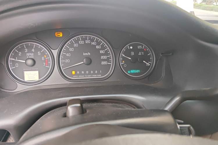 Used Buick GL8 2007 2.5L GT Elite Edition Odometer Close Up