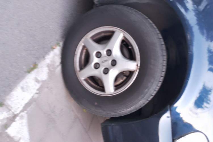 Used Buick GL8 2007 2.5L GT Elite Edition Right Front Wheel Hub