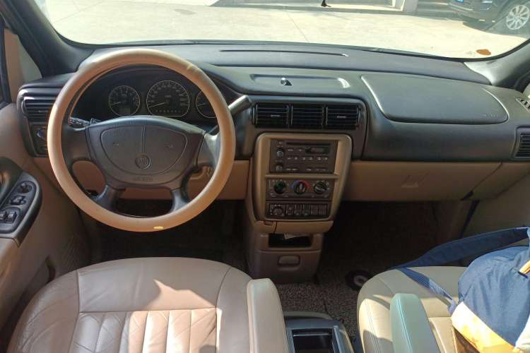 Used Buick GL8 2007 2.5L GT Elite Edition Center Console