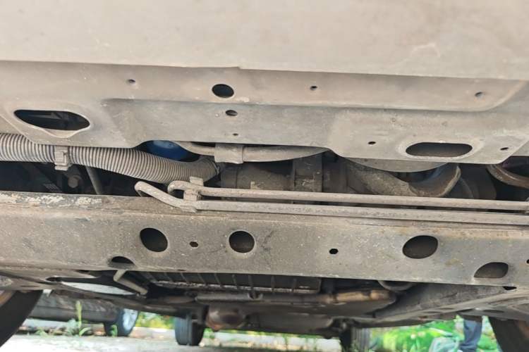 Used Buick GL8 2007 2.5L GT Elite Edition Chassis Front
