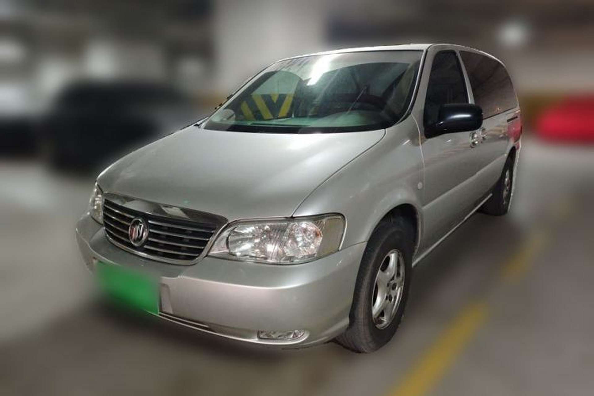 Used Buick GL8 2007 2.5L GT Elite Edition Front Left 45 Deg