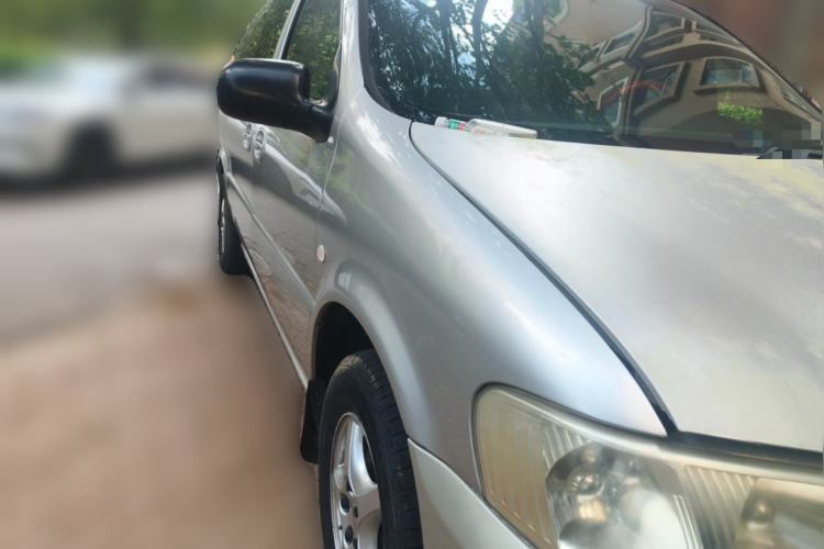 Used Buick GL8 2007 2.5L GT Elite Edition Front Right 45 Deg