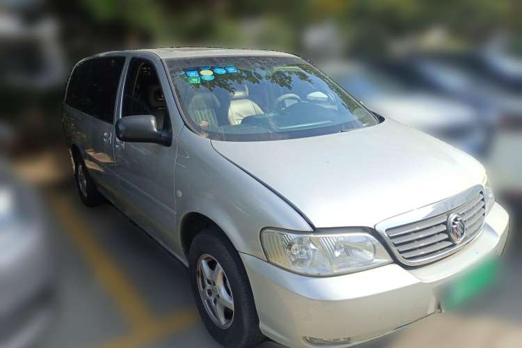 Used Buick GL8 2007 2.5L GT Elite Edition Front Right 45 Deg