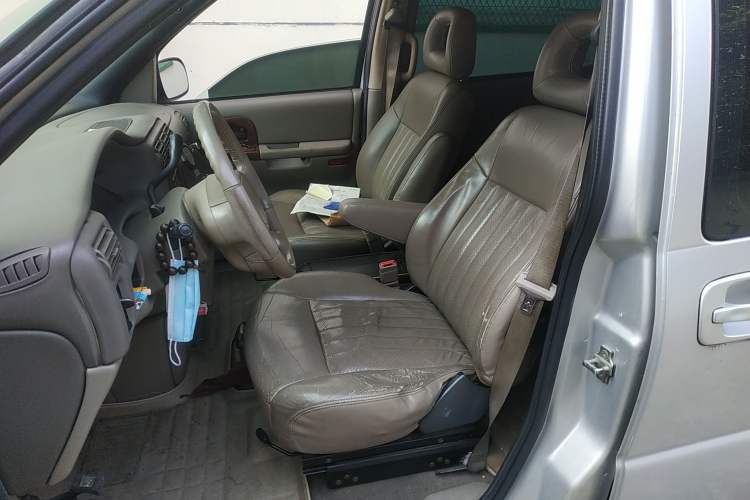 Used Buick GL8 2007 2.5L GT Elite Edition Left Front Seat
