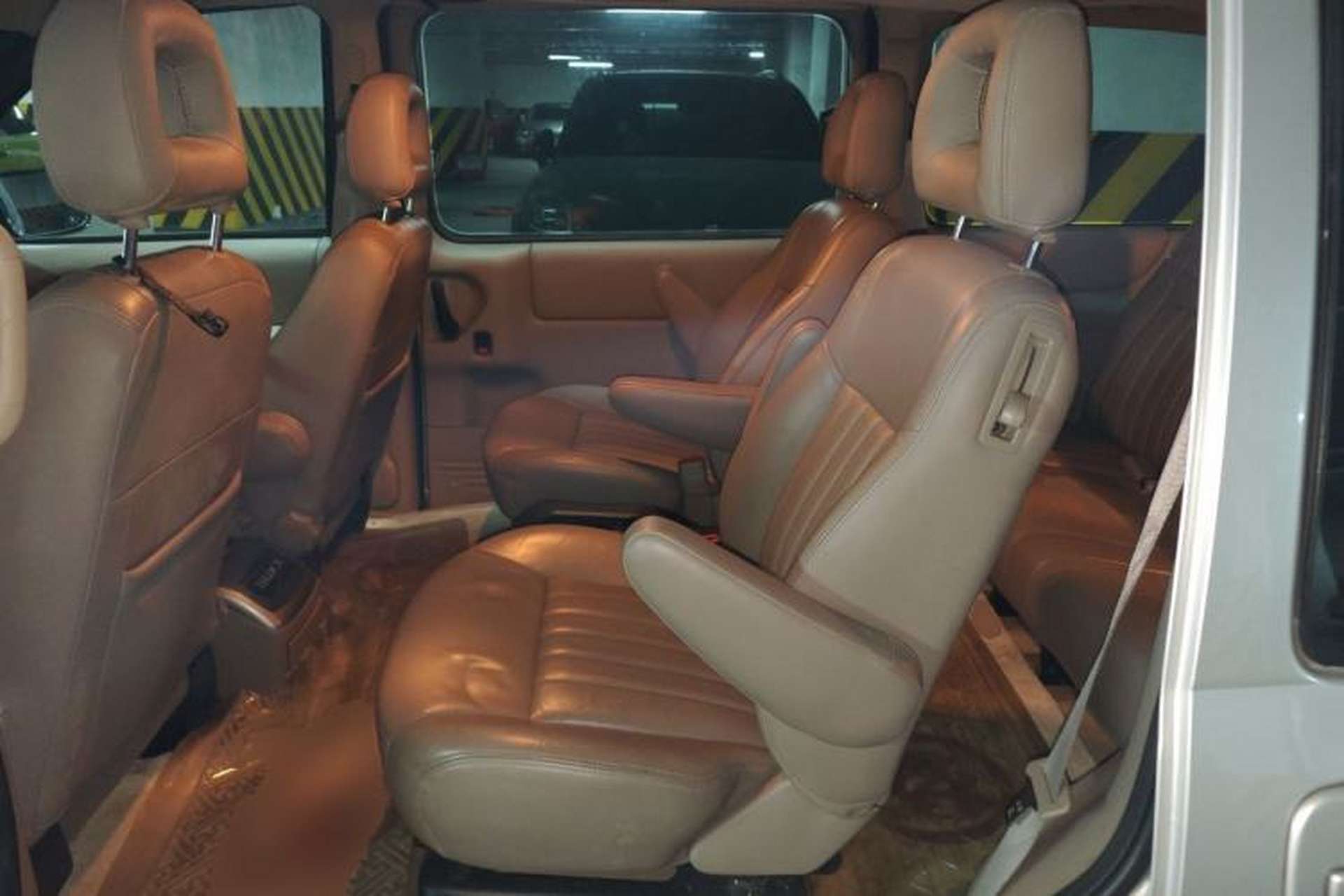 Used Buick GL8 2007 2.5L GT Elite Edition Left Rear Seat