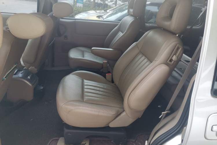 Used Buick GL8 2007 2.5L GT Elite Edition Left Rear Seat