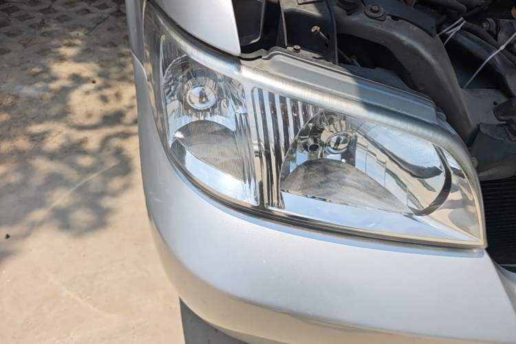 Used Buick GL8 2007 2.5L GT Elite Edition Right Front Headlight