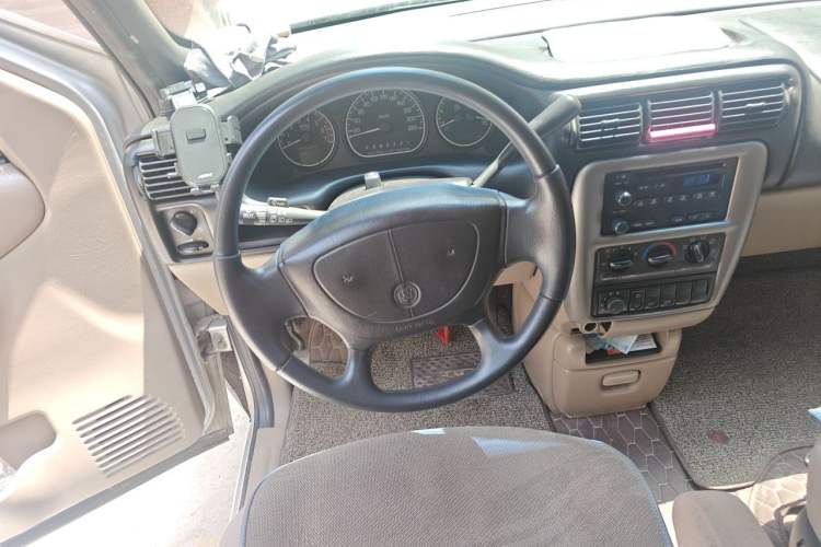Used Buick GL8 2007 2.5L GT Elite Edition Steering Wheel