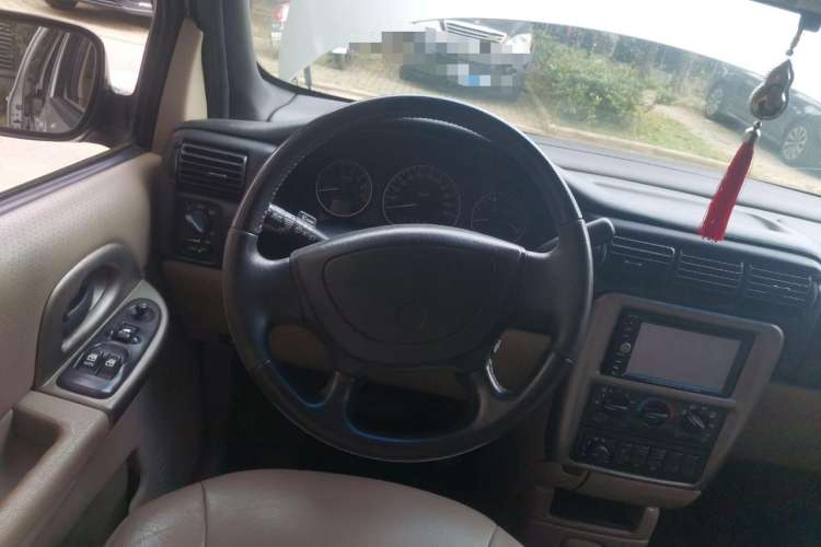 Used Buick GL8 2007 2.5L GT Elite Edition Steering Wheel