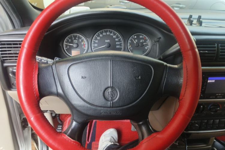 Used Buick GL8 2007 2.5L GT Elite Edition Steering Wheel