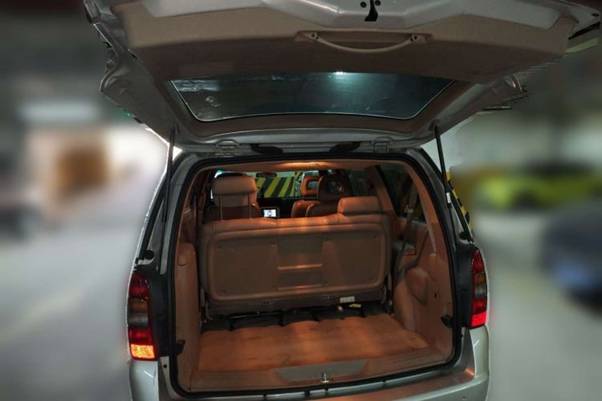 Used Buick GL8 2007 2.5L GT Elite Edition Trunk
