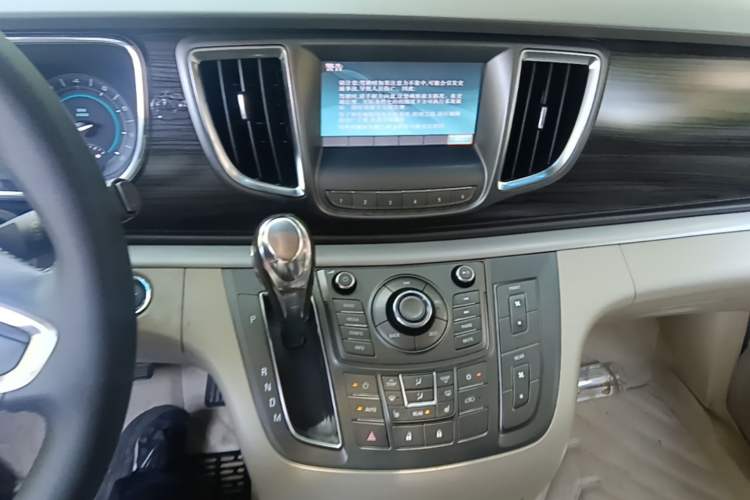 Used Buick GL8 2011 3.0L XT Luxury Business Flagship Edition Audio And AC Panel