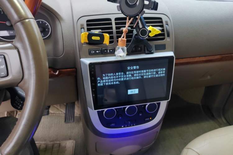 Used Buick GL8 2011 2.4L LT Executive Edition Audio And AC Panel