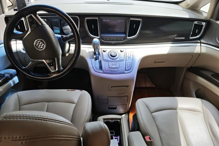 Used Buick GL8 2011 3.0L GT Luxury Business Haoya Edition Center Console