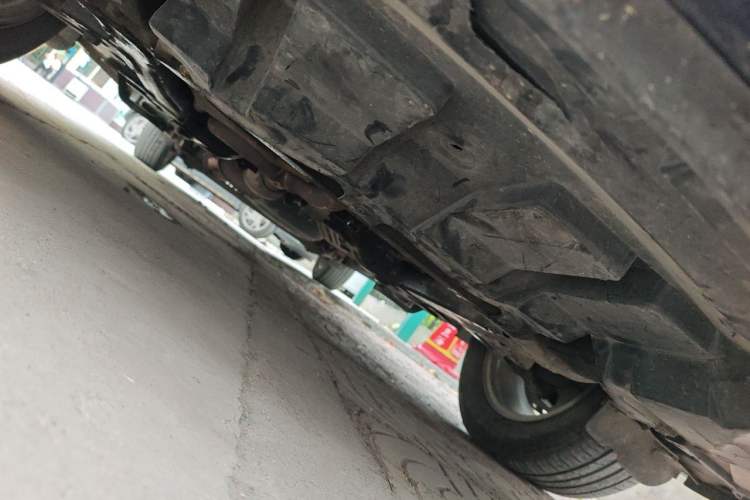 Used Buick GL8 2011 3.0L XT Luxury Business Flagship Edition Chassis Front