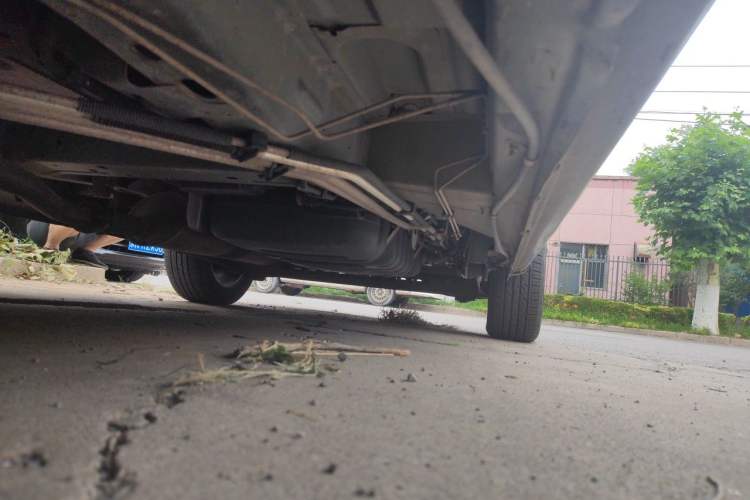 Used Buick GL8 2011 2.4L CT Comfort Edition Chassis Front Left