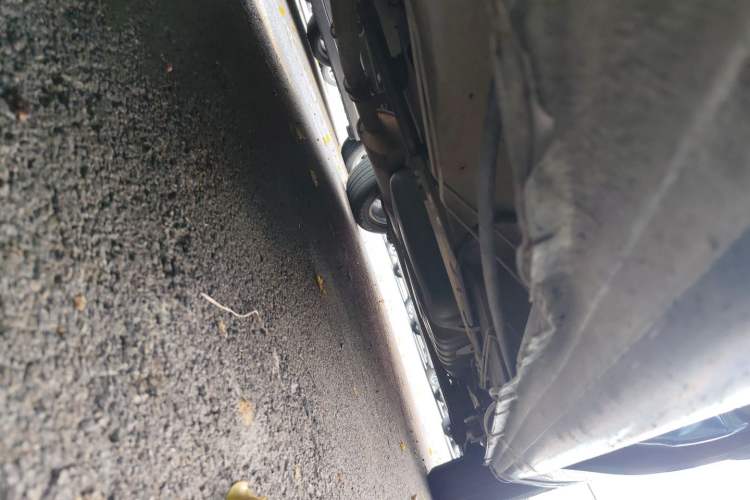 Used Buick GL8 2011 2.4L CT Comfort Edition Chassis Front Left