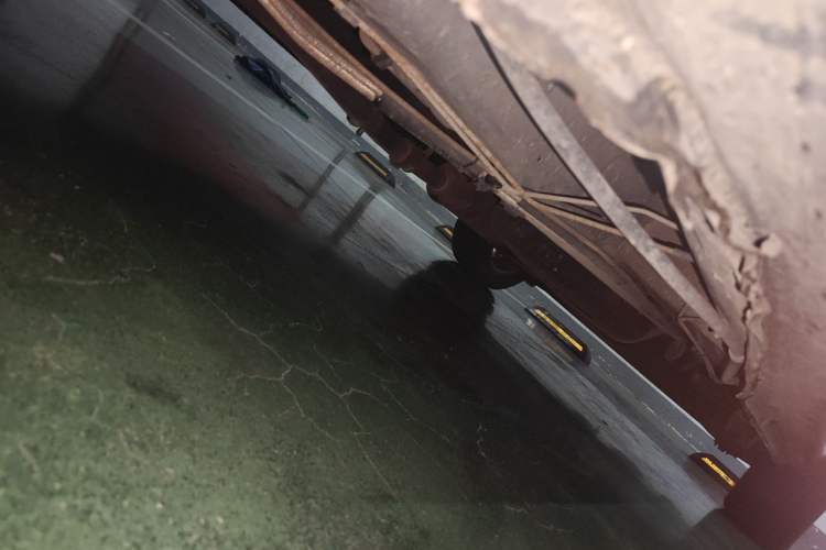 Used Buick GL8 2011 2.4L CT Comfort Edition Chassis Front Left