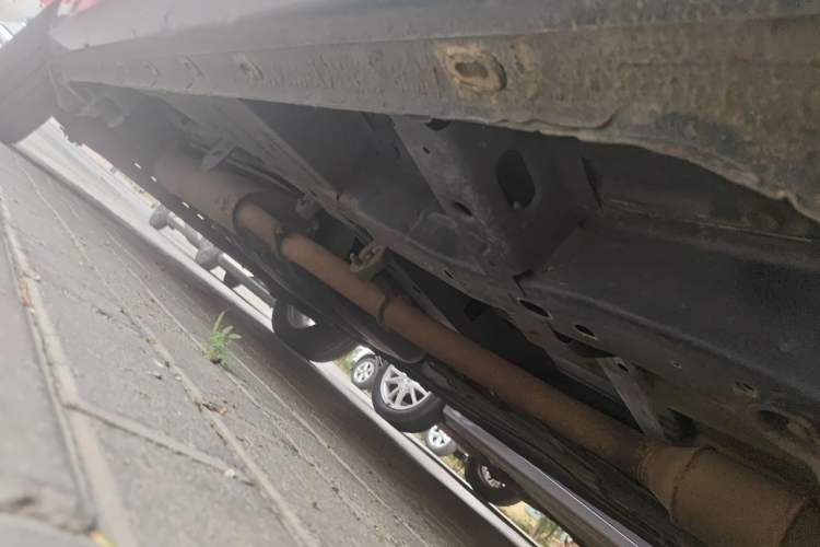 Used Buick GL8 2011 2.4L CT Luxury Business Comfort Edition Chassis Front Right