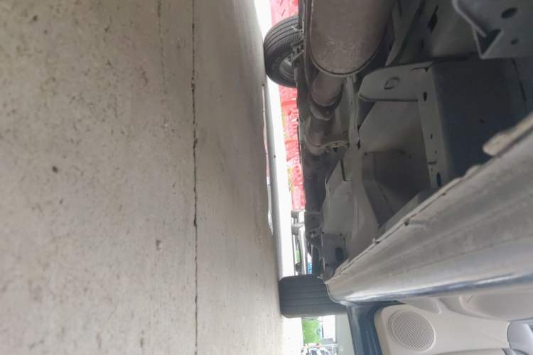 Used Buick GL8 2011 2.4L CT Comfort Edition Chassis Front Right